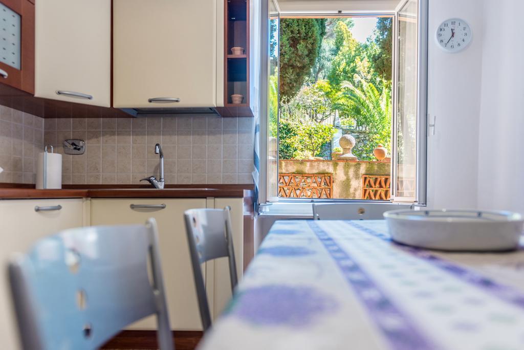 Casa Castelletto Apartment Finale Ligure Exterior foto